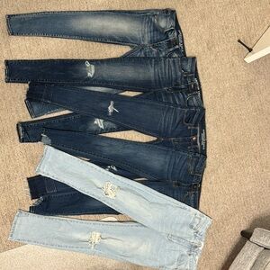 5 pairs of women’s jeans size 0 and 2. 3 American Eagle, 1 Vervet, 1 Cotton on.